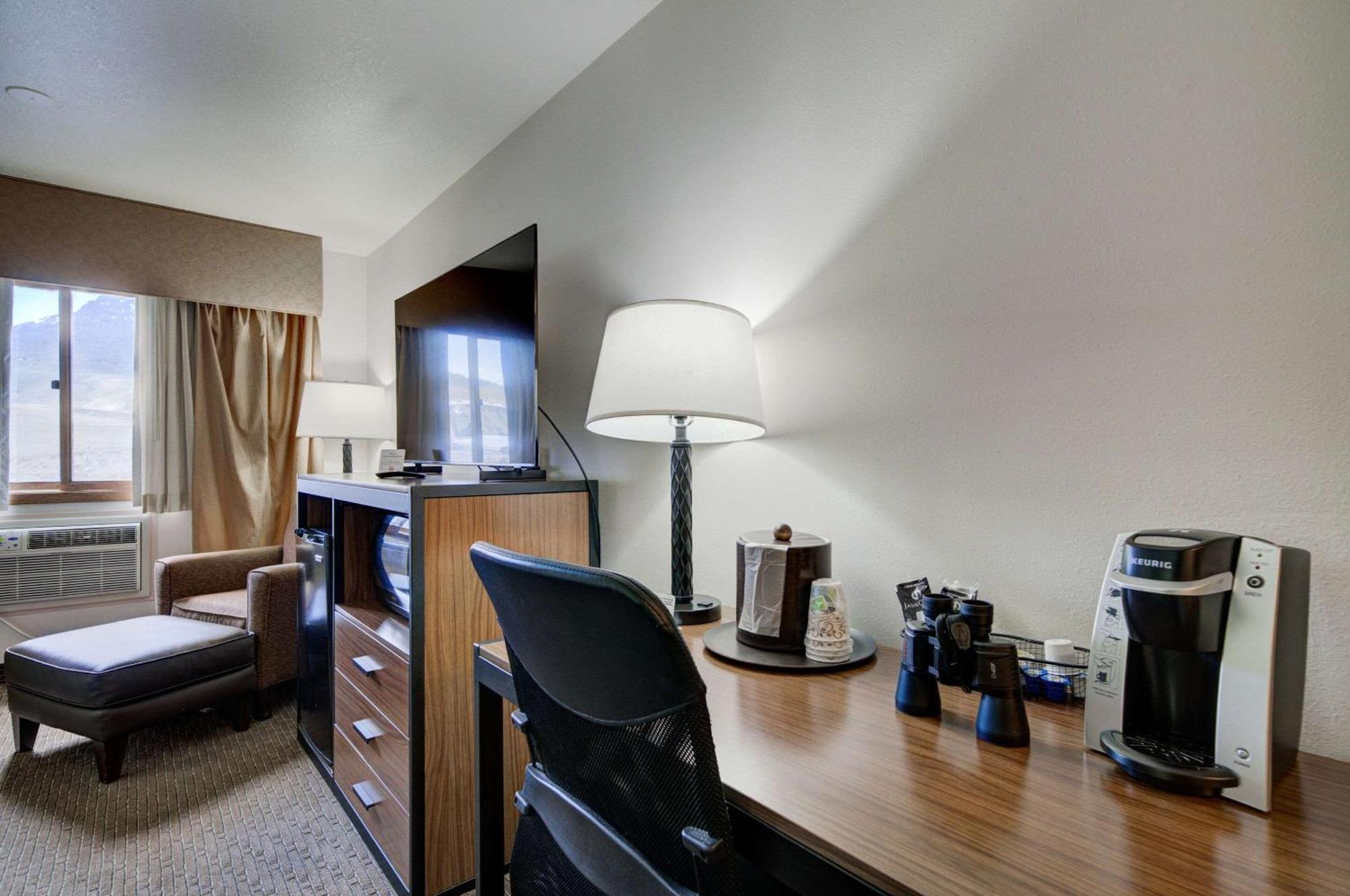 גרדינר The Ridgeline Hotel At Yellowstone, Ascend Hotel Collection מראה חיצוני תמונה